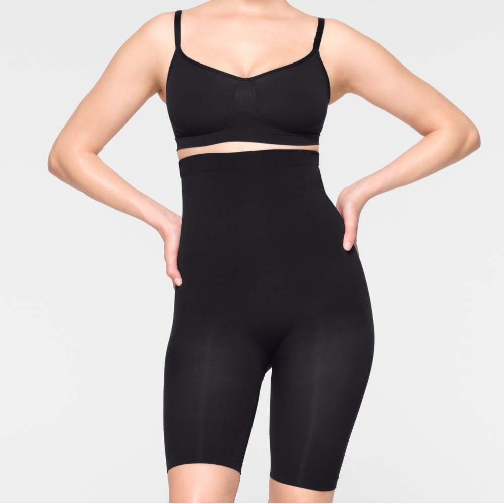 Skims seamless scalp high waisted shapewear